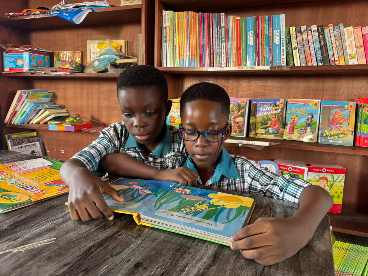 Children learning together